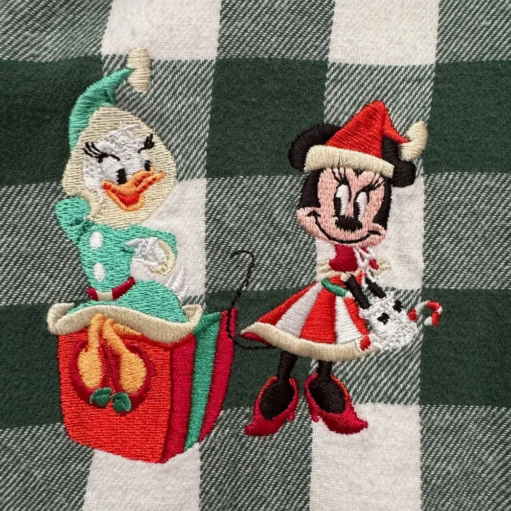 Disney Minnie Mouse and Daisy Duck Holiday Flannel Pajamas Sleep Set for Women S - Picture 15 of 17